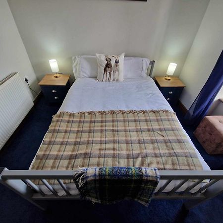 Y Castell Budget Accommodation Pwllheli Habitación foto